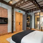 Urban Quarters - Büklü 4*