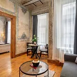 Urban Quarters - Büklü İstanbul