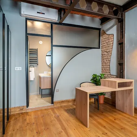 Hotel apartamentowy Urban Quarters - Bueklue