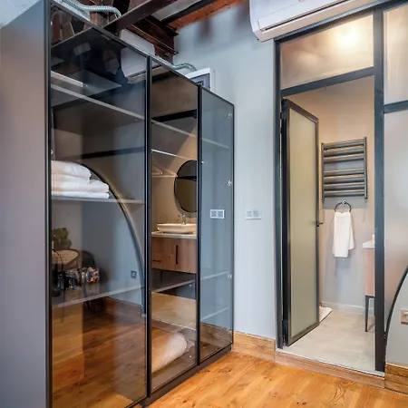 Urban Quarters - Büklü Estambul