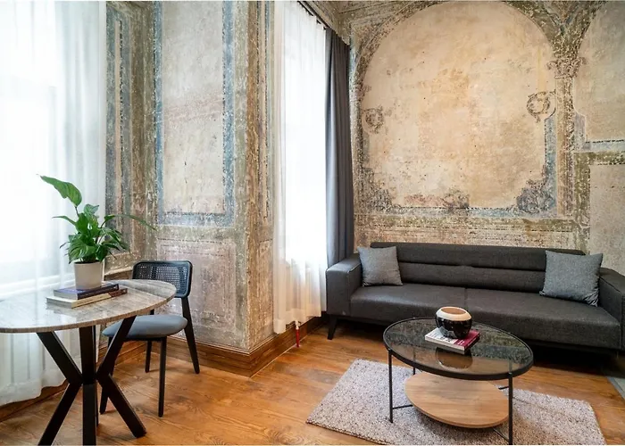 Urban Quarters - Bueklue Istanbul